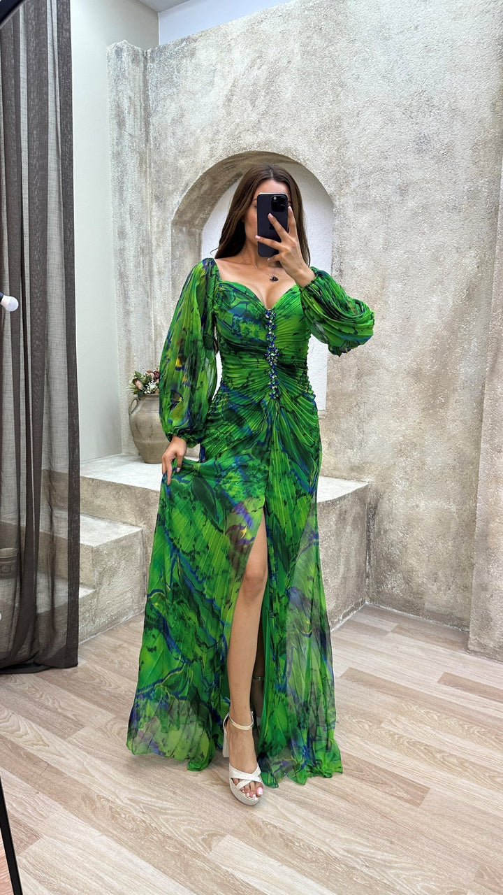 Avery™ | Elegant Long Pleated Evening Gown