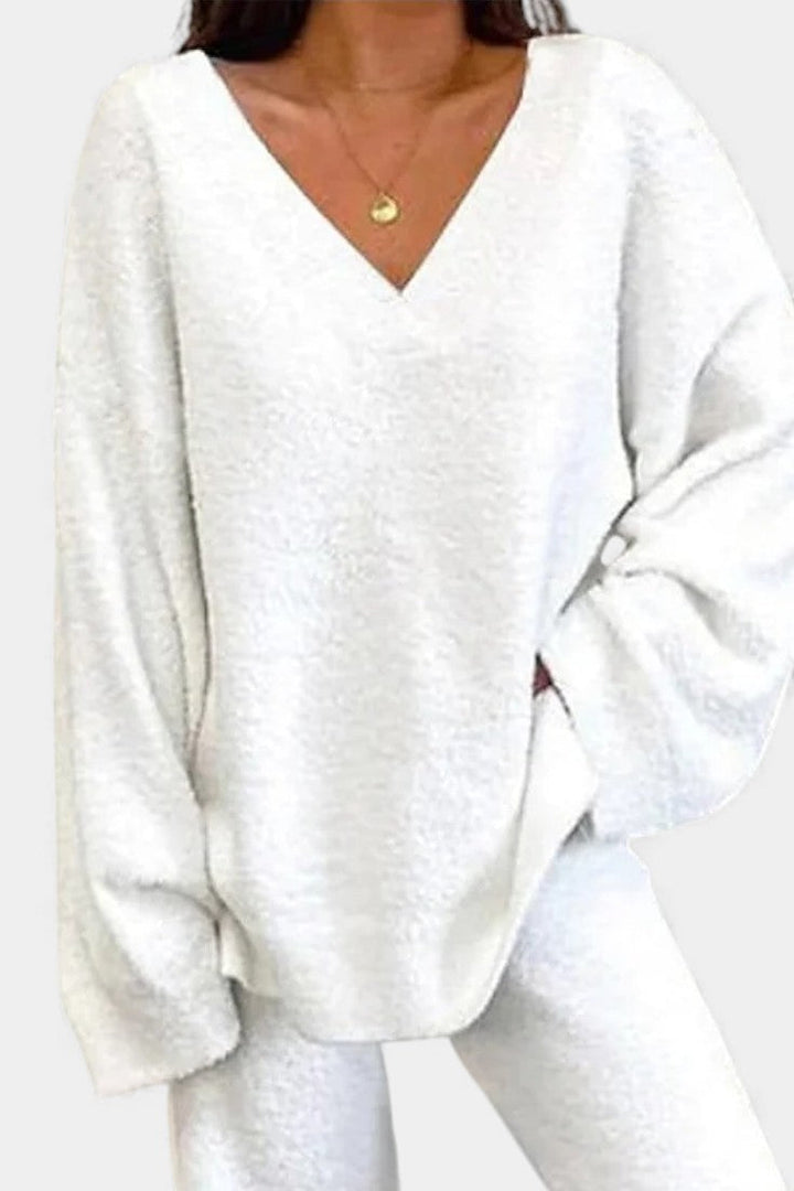 Siléale V-Neck Two-Piece Comfort Ensemble for Everyday Wear