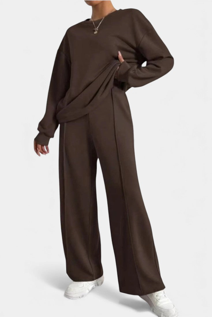 Tiara Lounge Ensemble: Cozy Sweatshirt & High-Waisted Pants