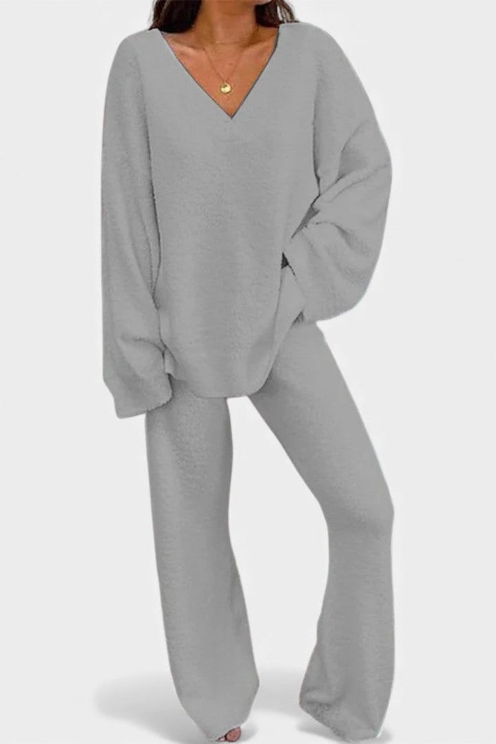 Siléale V-Neck Two-Piece Comfort Ensemble for Everyday Wear