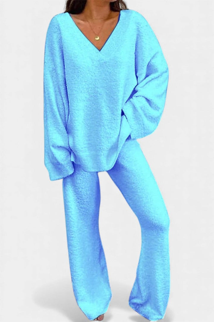 Siléale V-Neck Two-Piece Comfort Ensemble for Everyday Wear