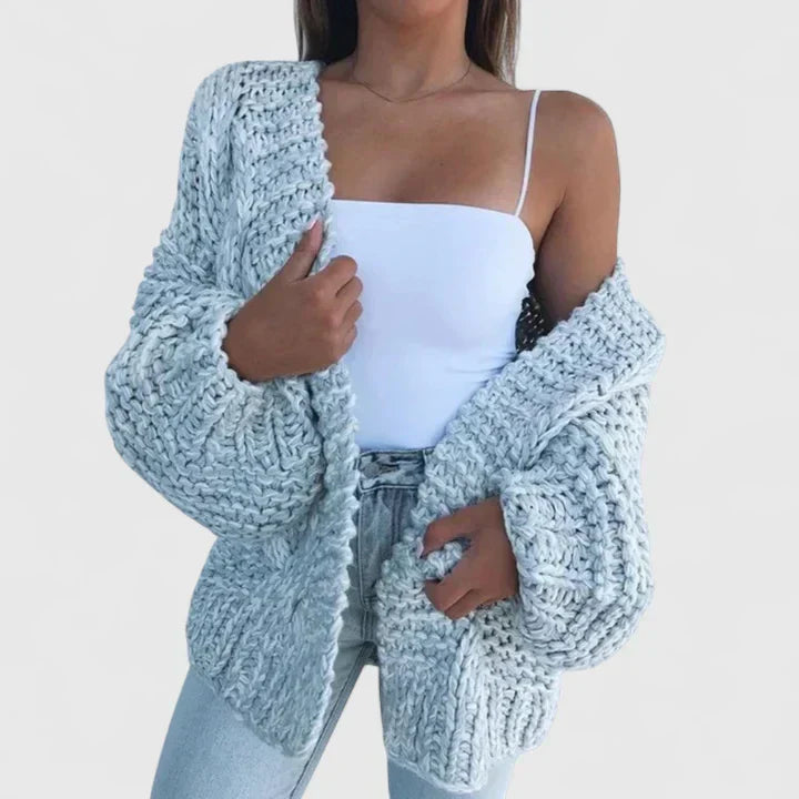 Yvanderliah | Cozy Cardigan for Ultimate Comfort