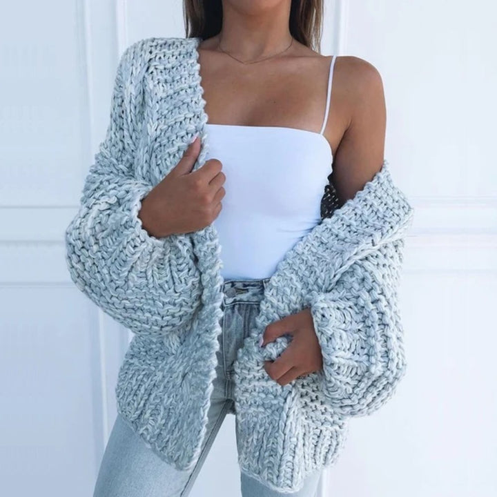 Yvanderliah | Cozy Cardigan for Ultimate Comfort
