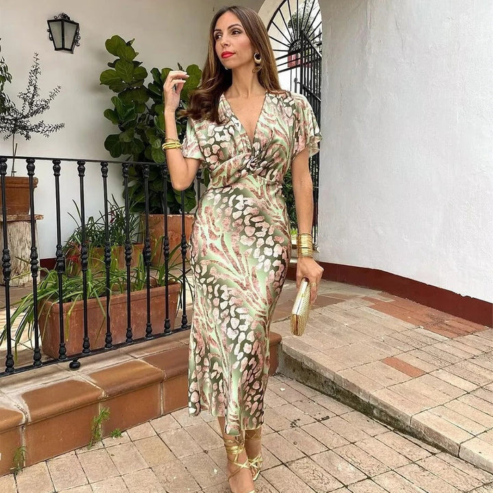 Alora - Elegant Maxi Dress