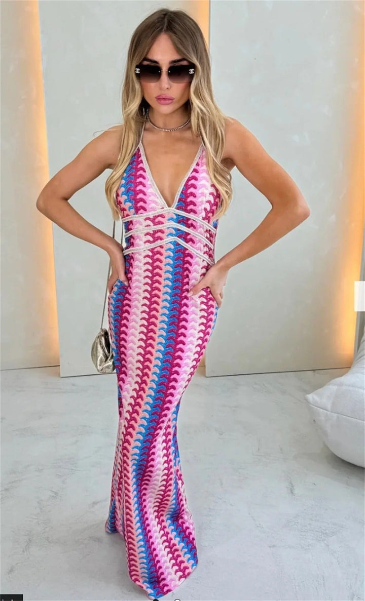 Brisa - Elegant V-Neck Dress