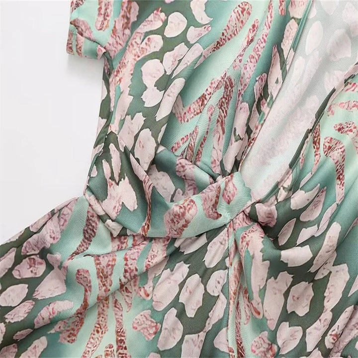 Alora - Elegant Maxi Dress