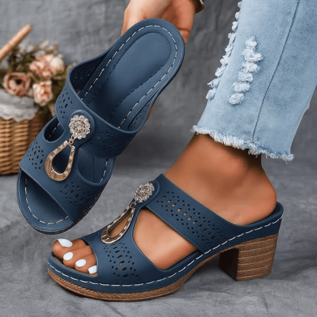 FAIITH | Stylish and Cozy Orthopedic Sandals