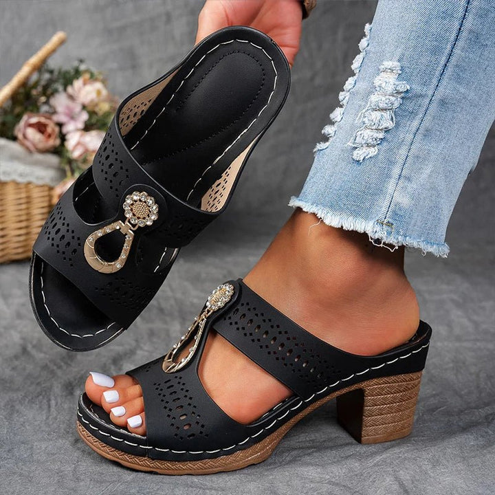 FAIITH | Stylish and Cozy Orthopedic Sandals