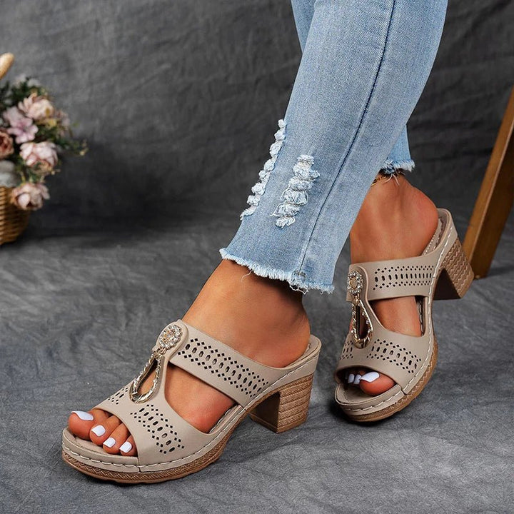 FAIITH | Stylish and Cozy Orthopedic Sandals