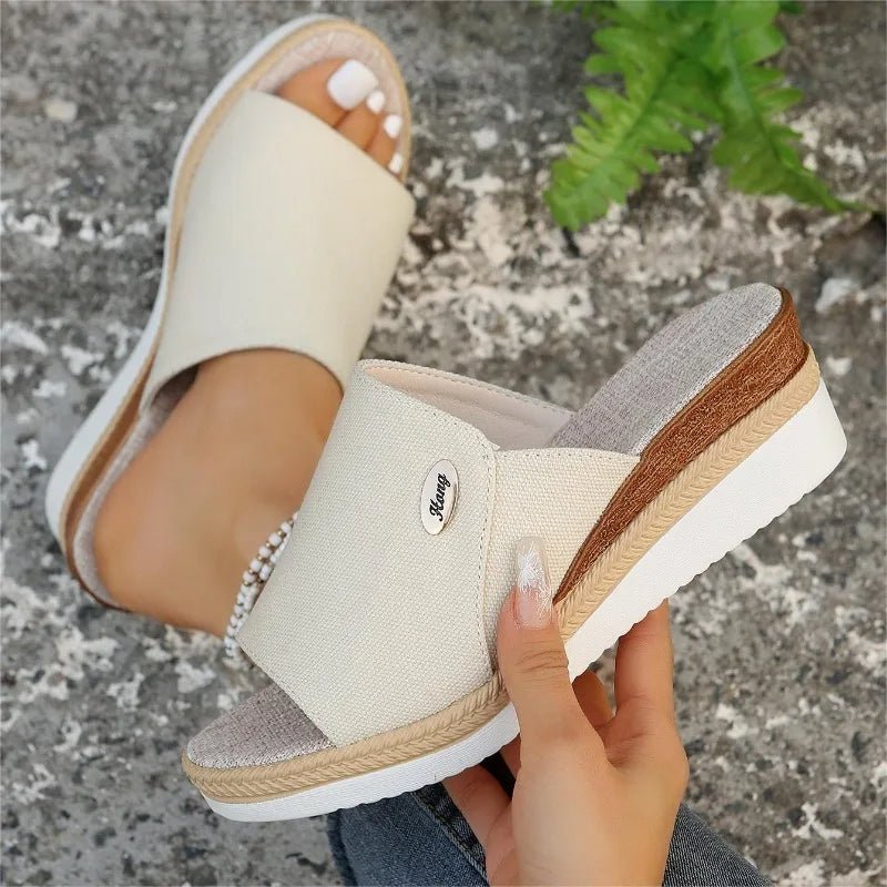 Ayessia - Comfort-Focused Ergonomic Sandals